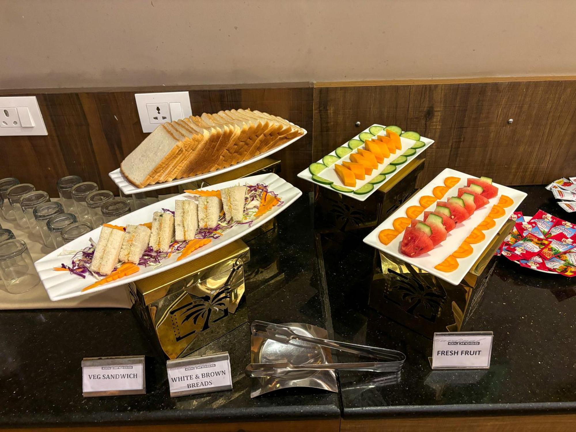 Hotel Oxmo Delhi Airport With Free Airport Transsfer New Delhi Eksteriør billede